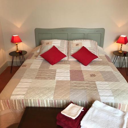 Couleurs De Camargue Bed and Breakfast Beauvoisin  Esterno foto