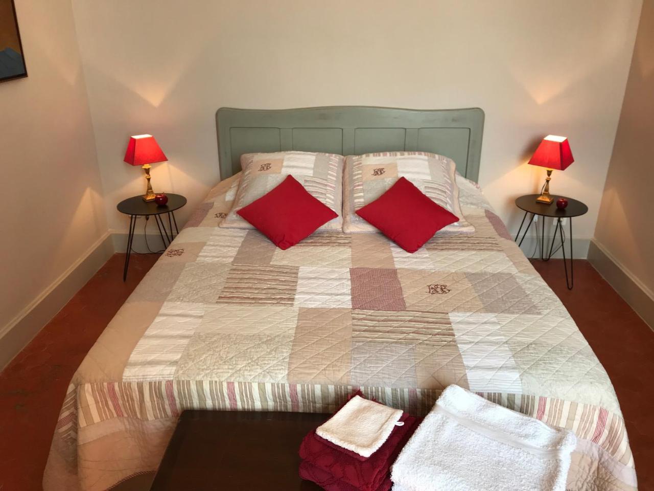 Couleurs De Camargue Bed and Breakfast Beauvoisin  Esterno foto